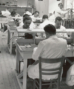 Excent Tandtechniek - EX_Product_Large_Historie_250x300
